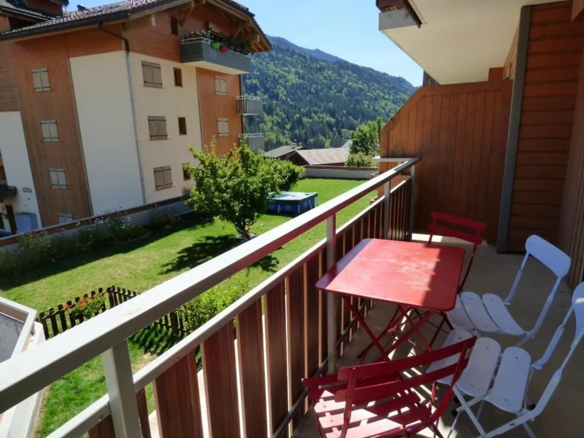 3 Pieces Avec Garage Pour 6 Personnes A Saint-Jean-De-Sixt - Fr-1-458-134 Apartment